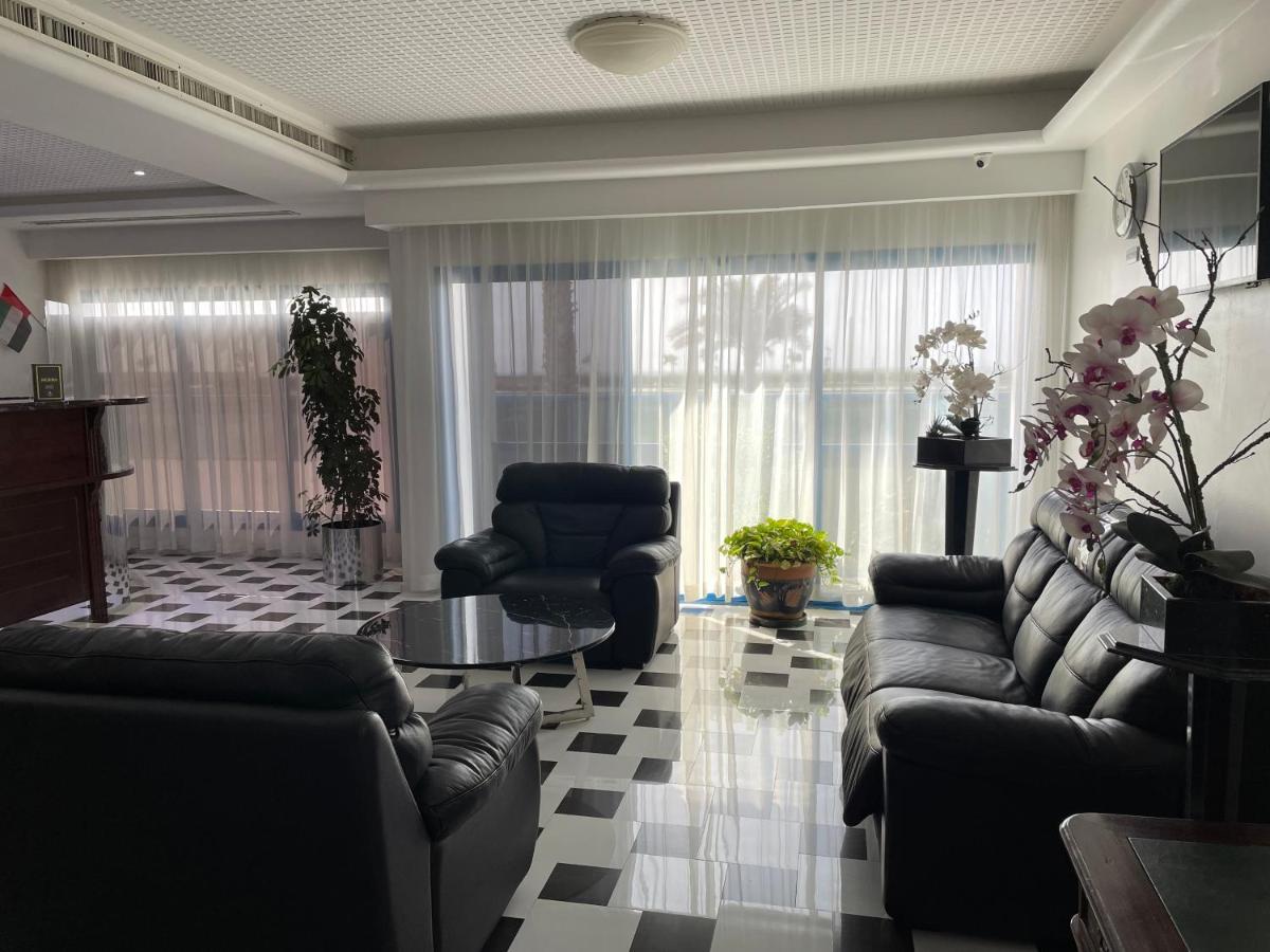 Al Corniche Hotel Шарджа Екстер'єр фото