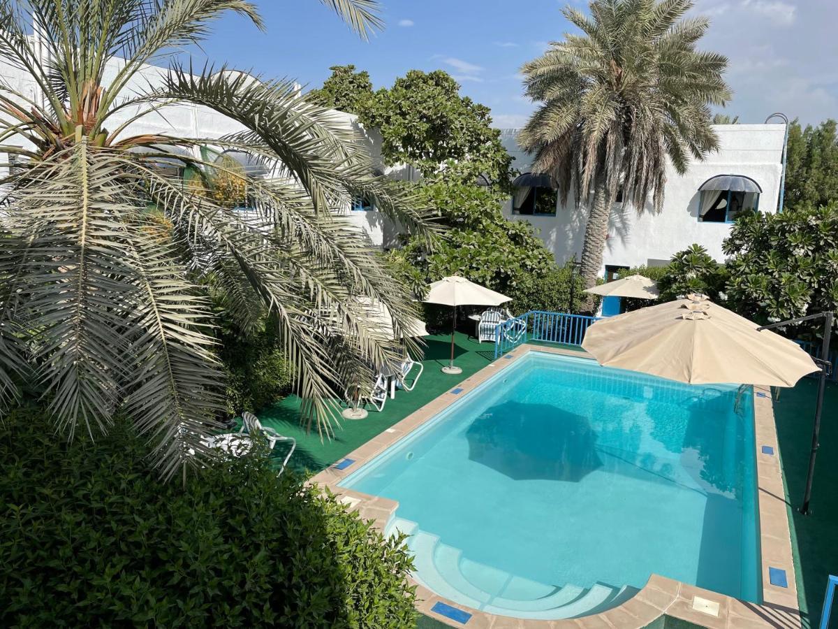 Al Corniche Hotel Шарджа Екстер'єр фото