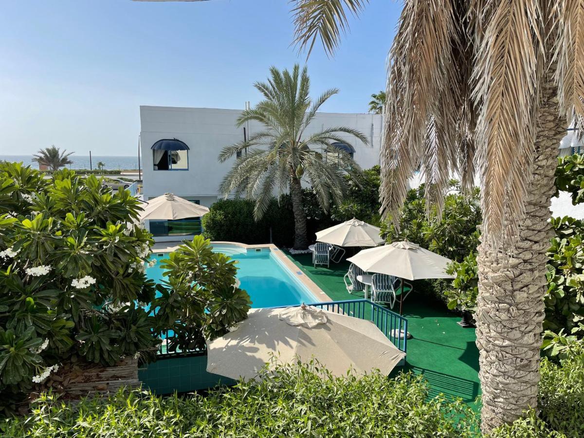 Al Corniche Hotel Шарджа Екстер'єр фото