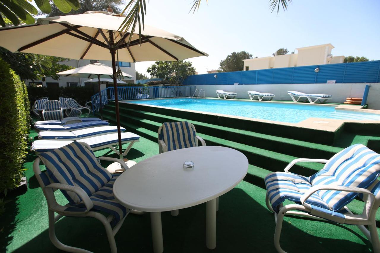 Al Corniche Hotel Шарджа Екстер'єр фото